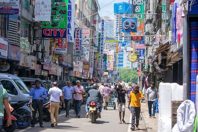 Scammers in Sri Lanka
